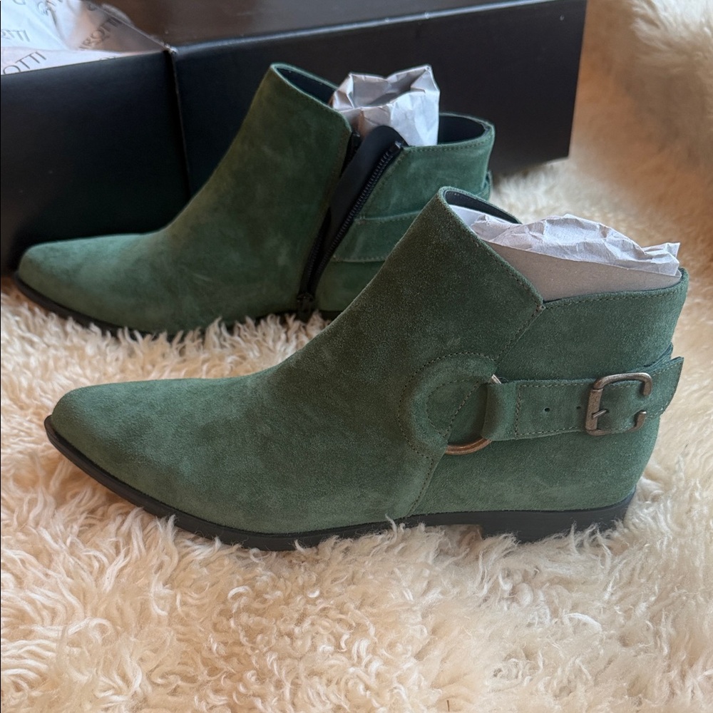 Girotti Green Ankle Booties